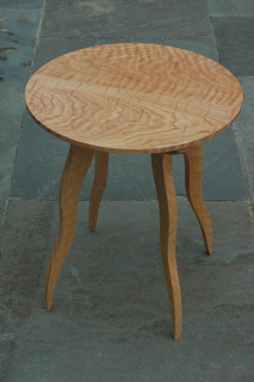  curly-red-oak-end-table_thumb