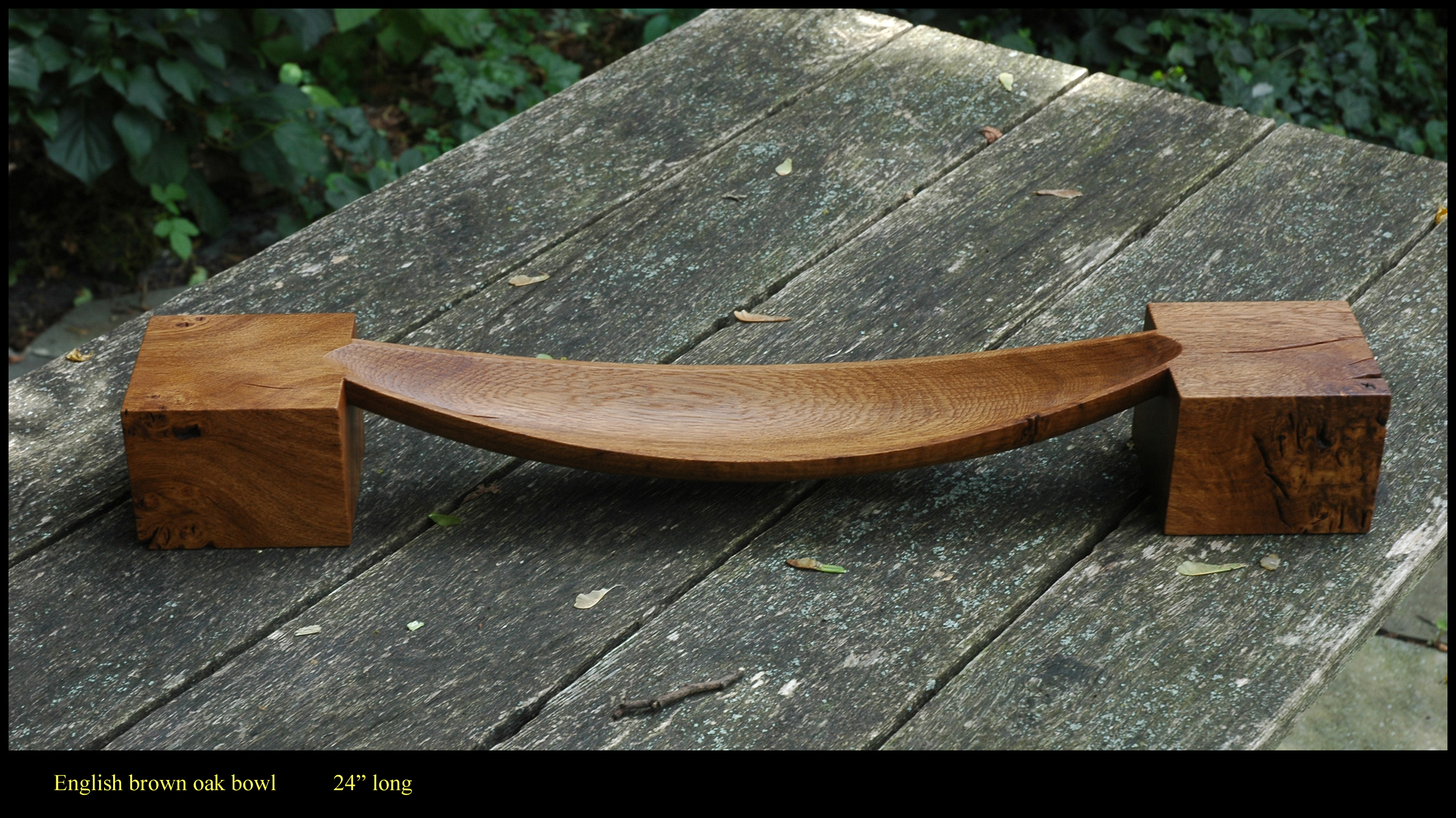 english-brown-oak-bowl