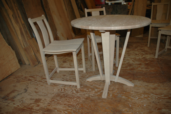  wire-brushed-white-oak-table-and-chairs_thumb