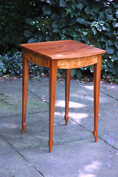  cuban-mahogany-and-english-yew-wood-end-table_thumb