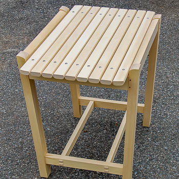  alaskan-yellow-cedar-outdoor-end-table_thumb