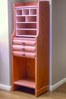 curly-red-oak-and-holly-organizer_thumb